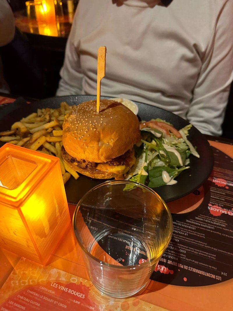 Le Pubstore