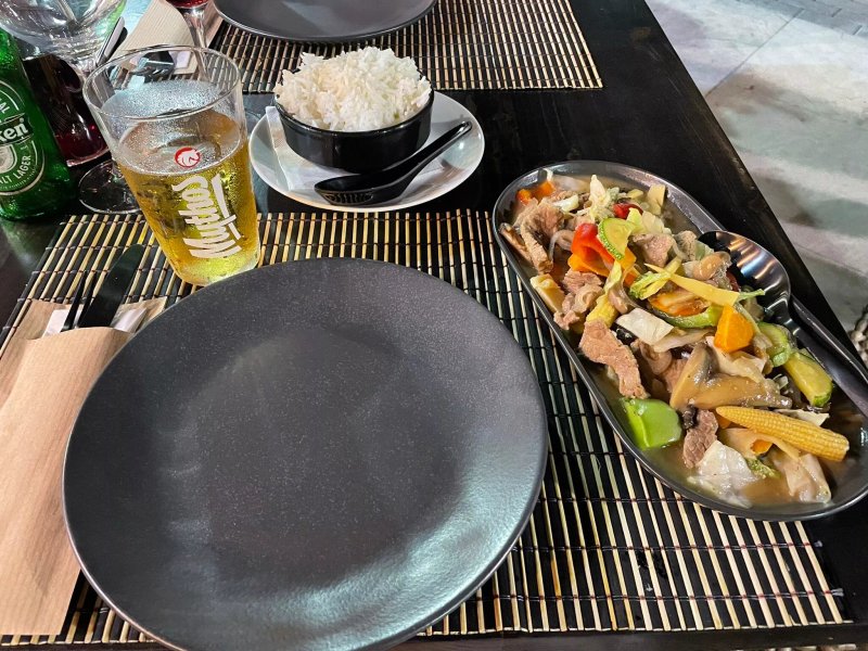 Wok N Roll