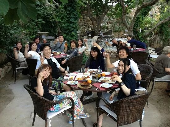 Aroma Cafe & Secret Garden