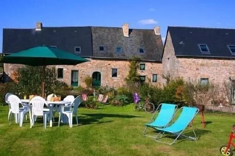 MT ST MICHEL, FOUGERES 4 pers. Tranquility, space for the whole family.