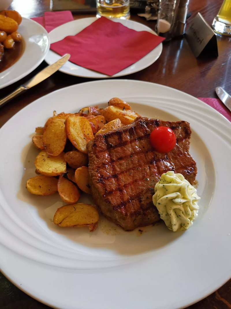 Krokodil Restaurant