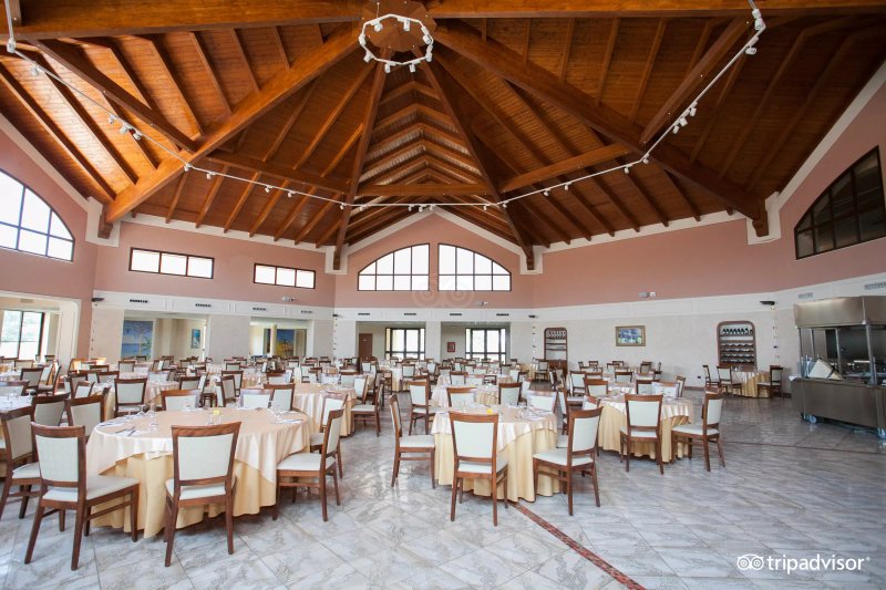 Madama Club Village