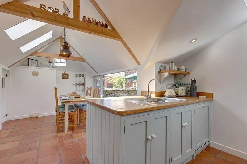 Lavender Cottage -  a self catering cottage that sleeps 4 guests  in 2 bedrooms