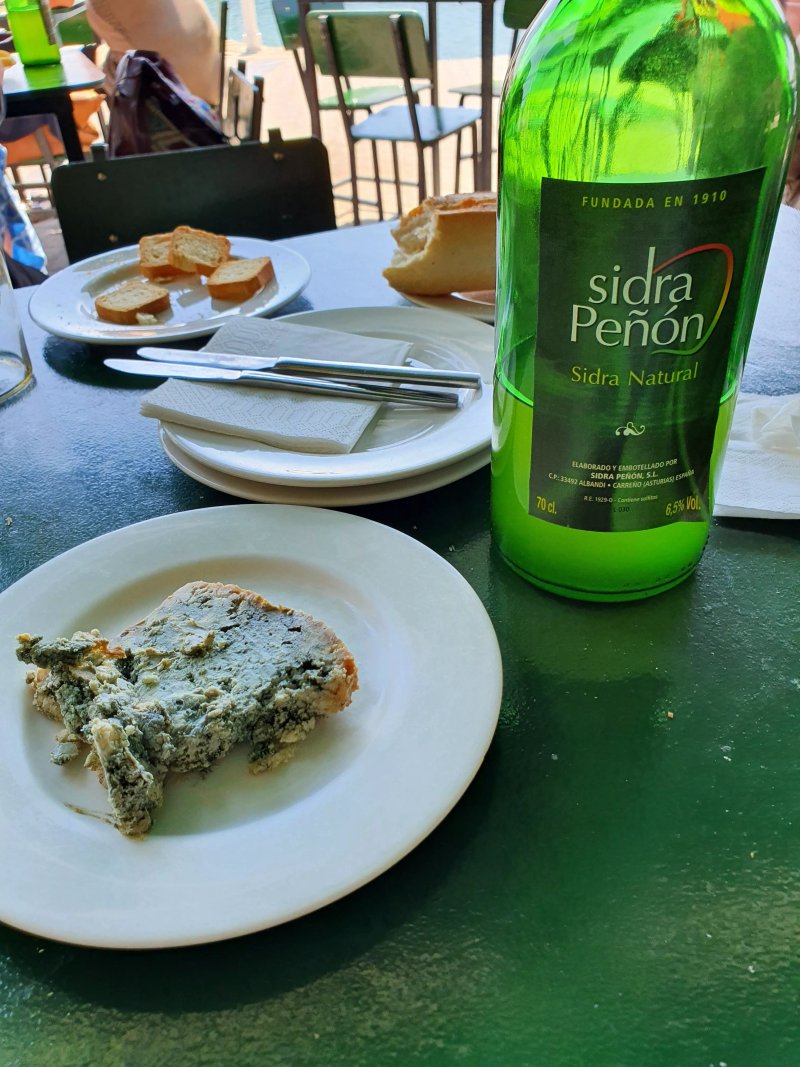 bar el muelle