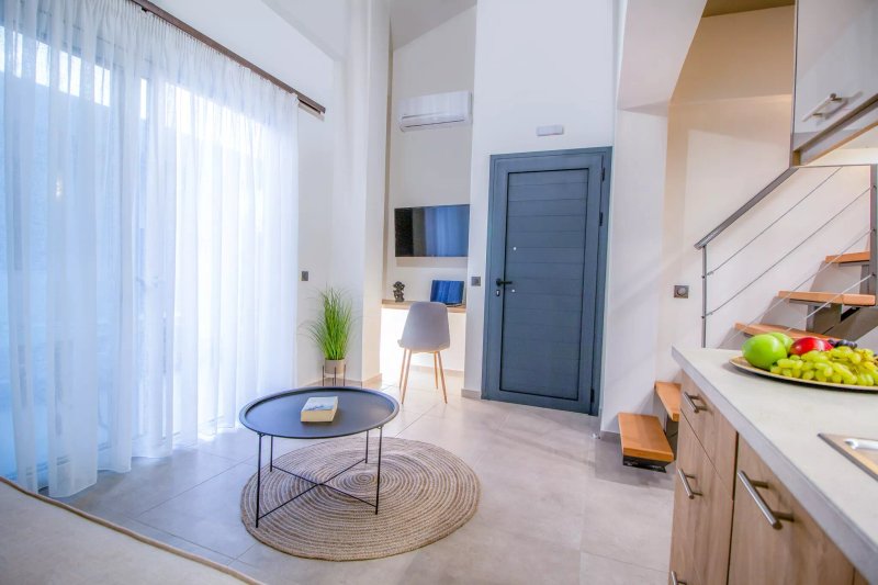 Aelia Seaside Luxury Suites