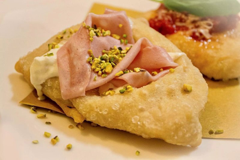 Lo Scugnizzo Pizzeria E Sfiziosita