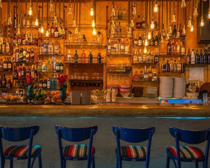 Los - Art Yacht Club