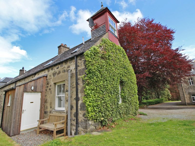Viewfield House