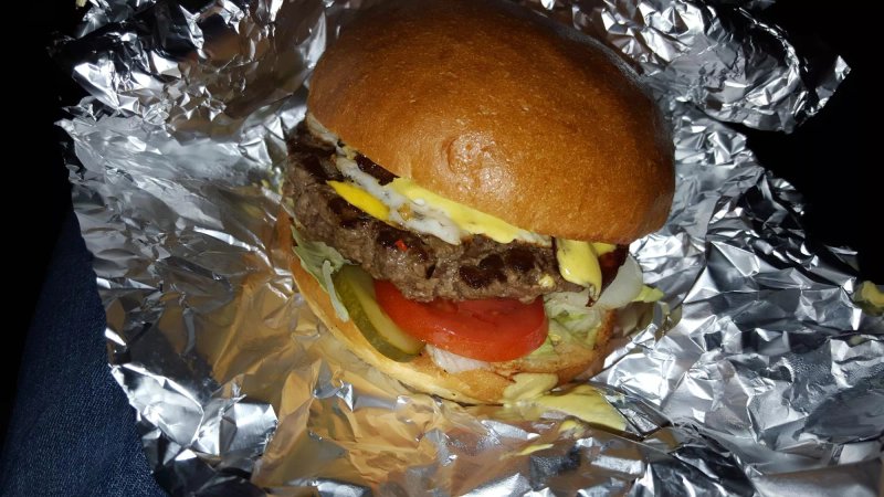 Hadog Burgers & Hotdogs Praha
