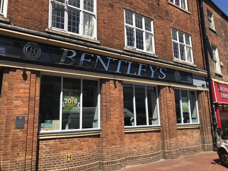 Bentleys Bar and Grill