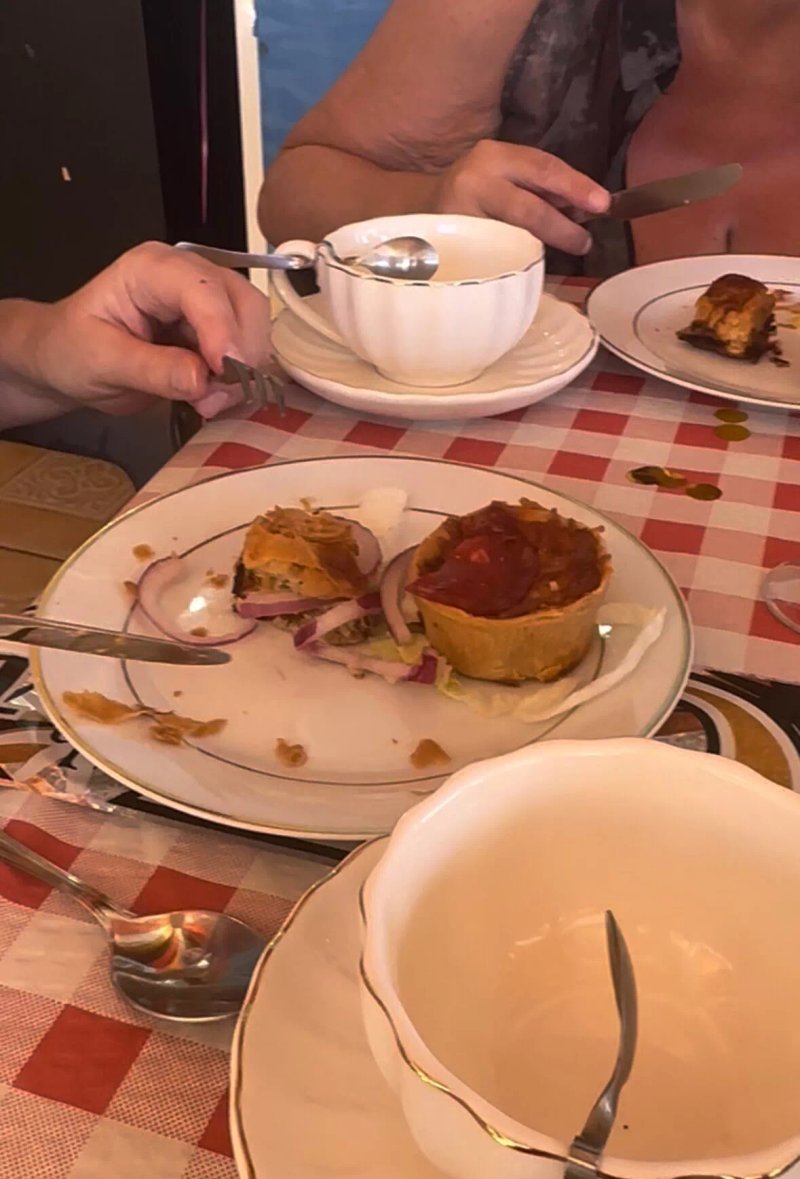 Cozy Cafe