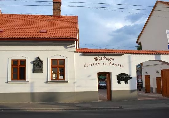 Régi Posta Pension and Restaurant