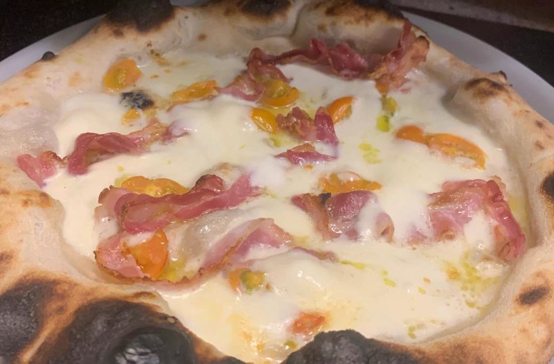 Johnny's Pizzeria