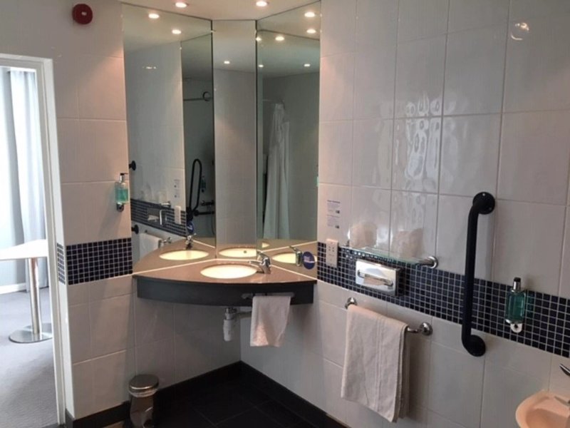 Holiday Inn Express Leeds City Centre - Armouries By IHG