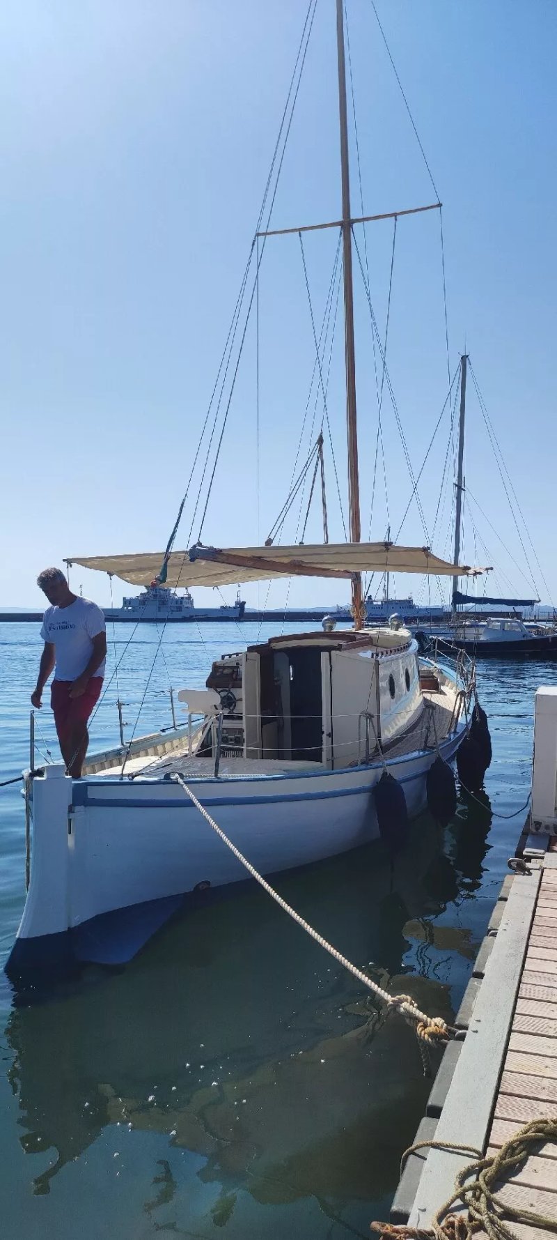 Marinatour - La Marina di Carloforte