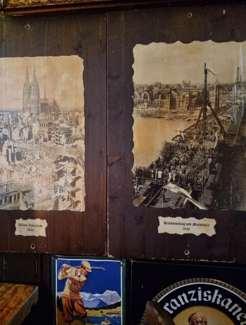 Lowenbrau Koln Restaurant