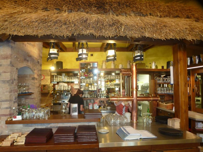 Restaurants & cafés
