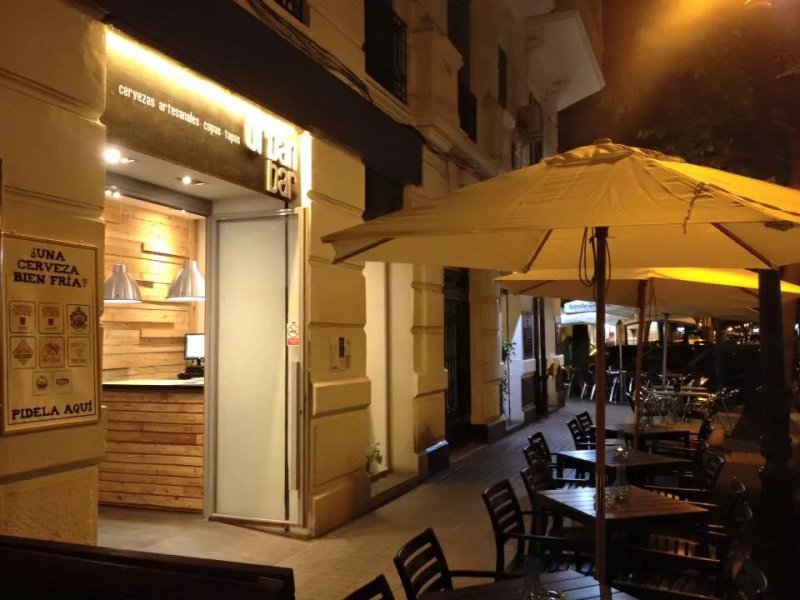 Urban Bar