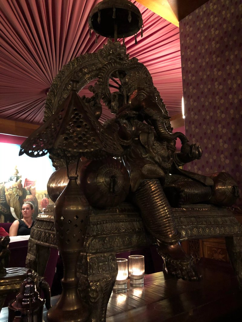 Karishma Lounge