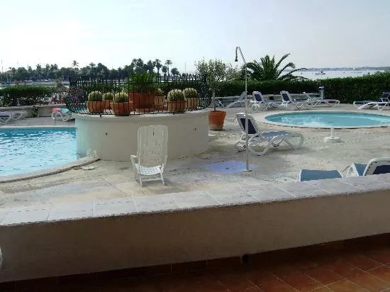 Carabela Beach Apartments