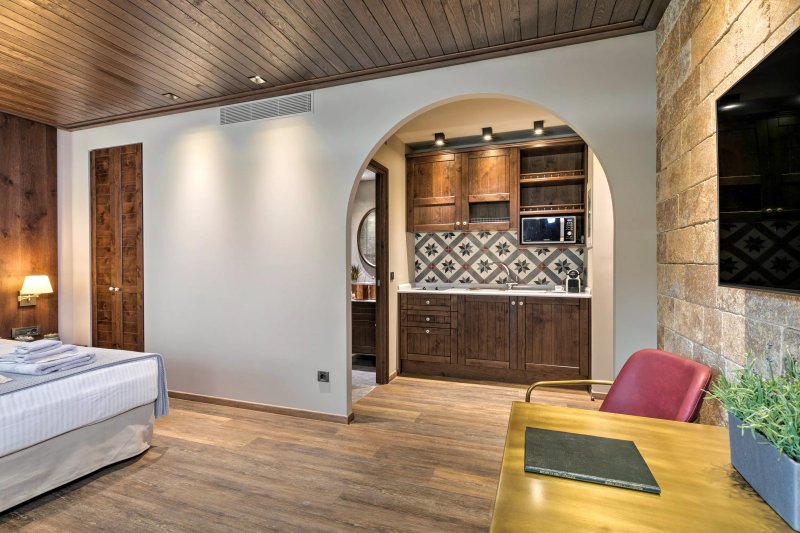 Estia Boutique Apartments