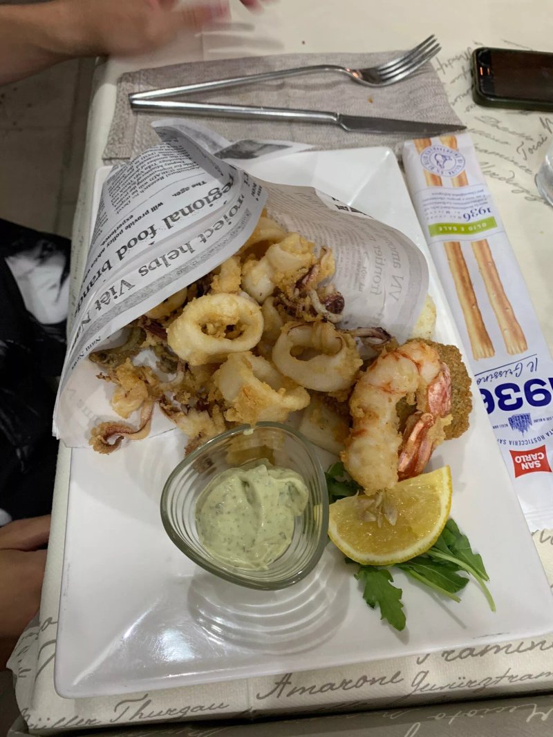 A le Cube Trattoria