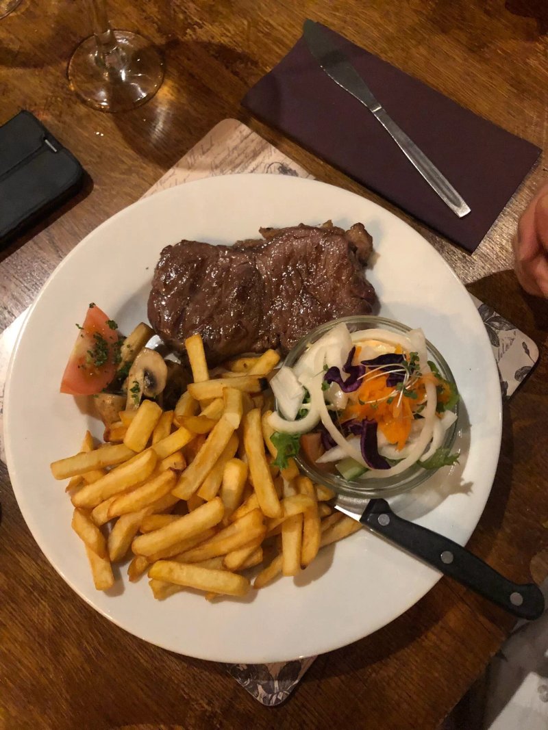Rowlands Bistro
