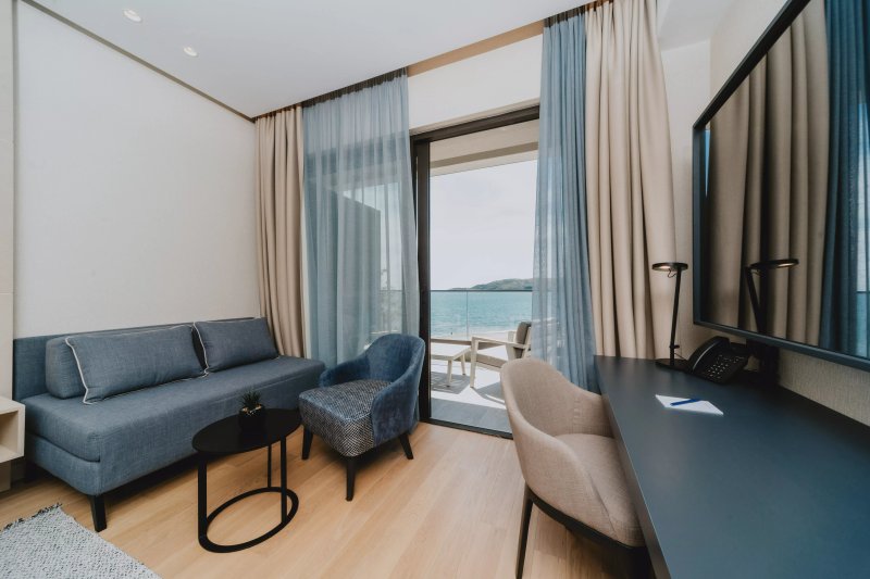 Katamare Hotel
