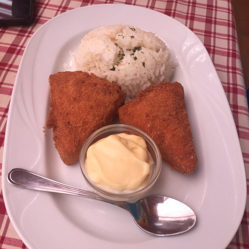 Fek Restaurant and Sweet shop