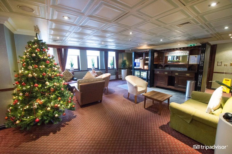 Carlton George Hotel