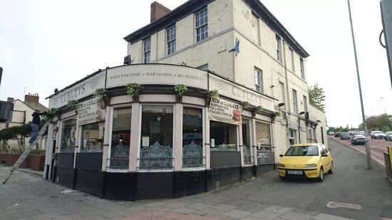 Curleys bar