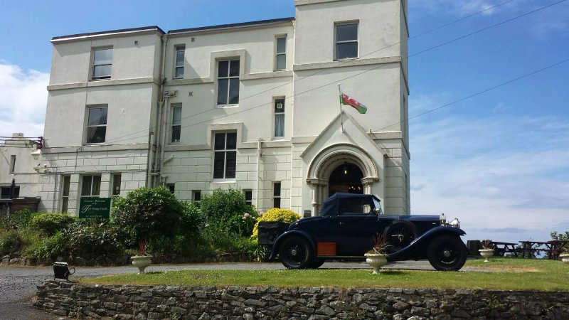 Ty'r Graig Castle Restaurant