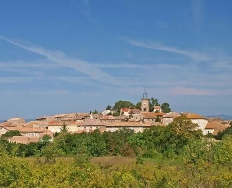 Relax And Unwind In This Family Friendly Village Home