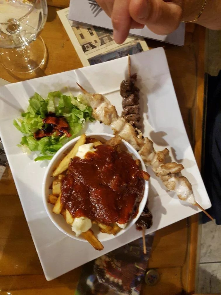 Quebec Music Cafe