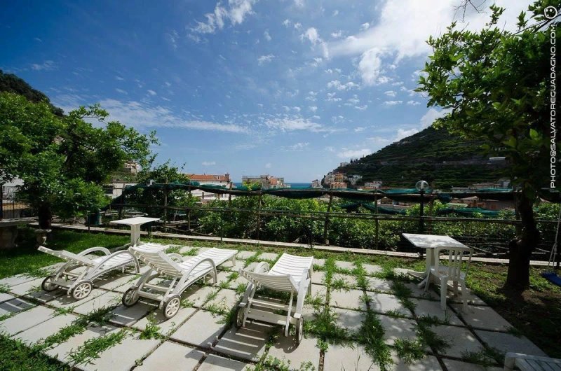 Eden Holiday Apartment
