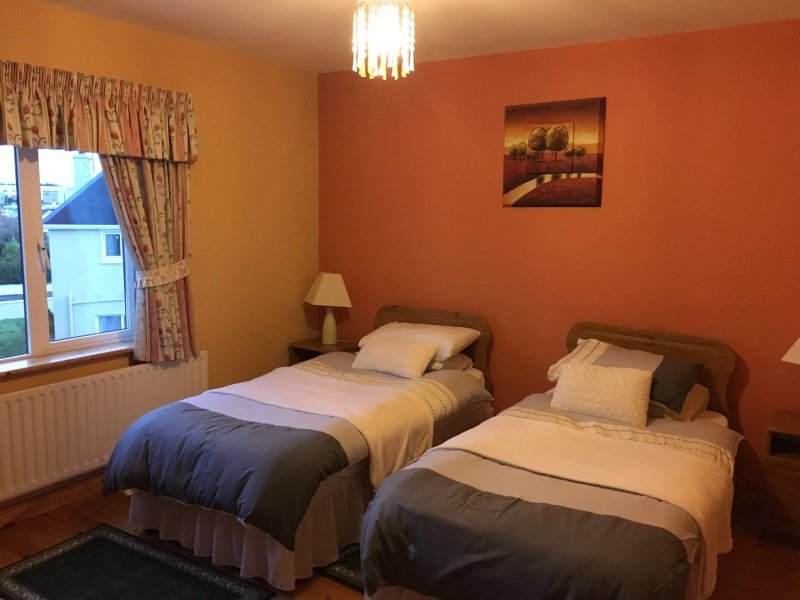 Summerhill Bed & Breakfast