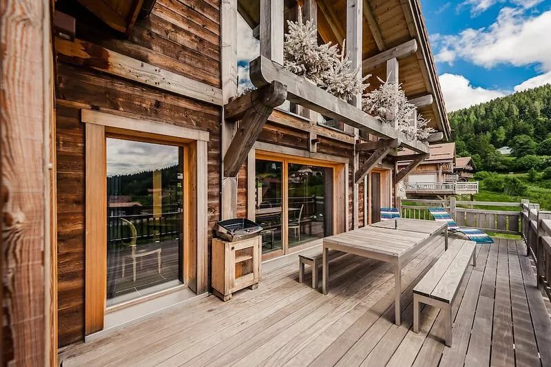Chalet with lake view and ski-out - Sauna and pool