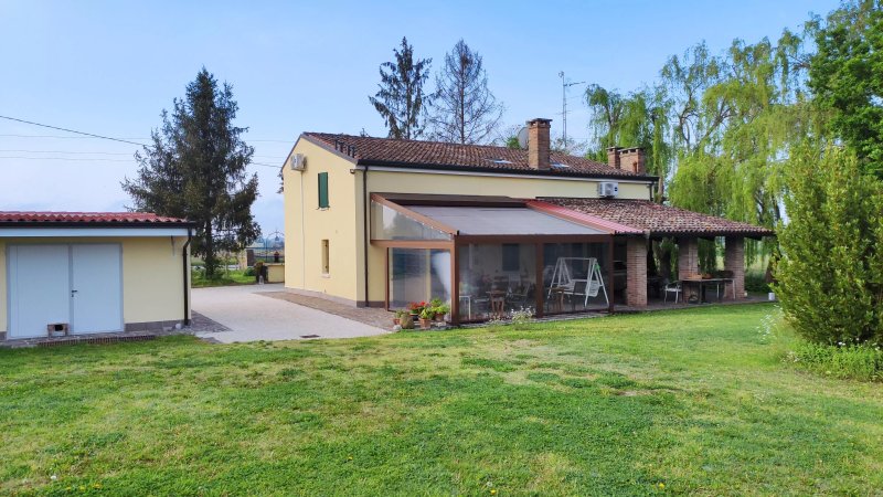 Borgo Tarapino Guest House