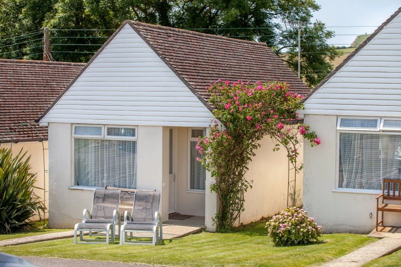 Golden Acre Jurassic Coastal Lodges