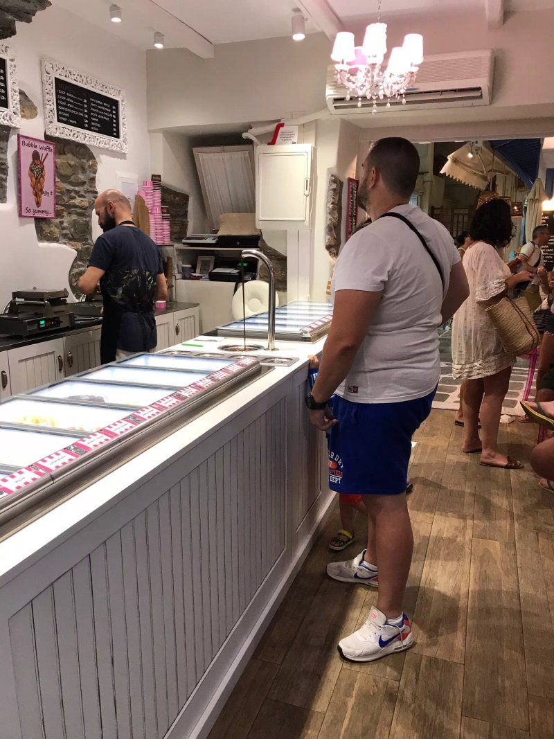 Dolce & Sale
