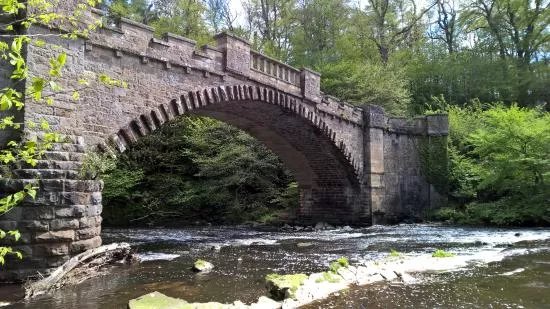 Almondell & Calderwood Country Park