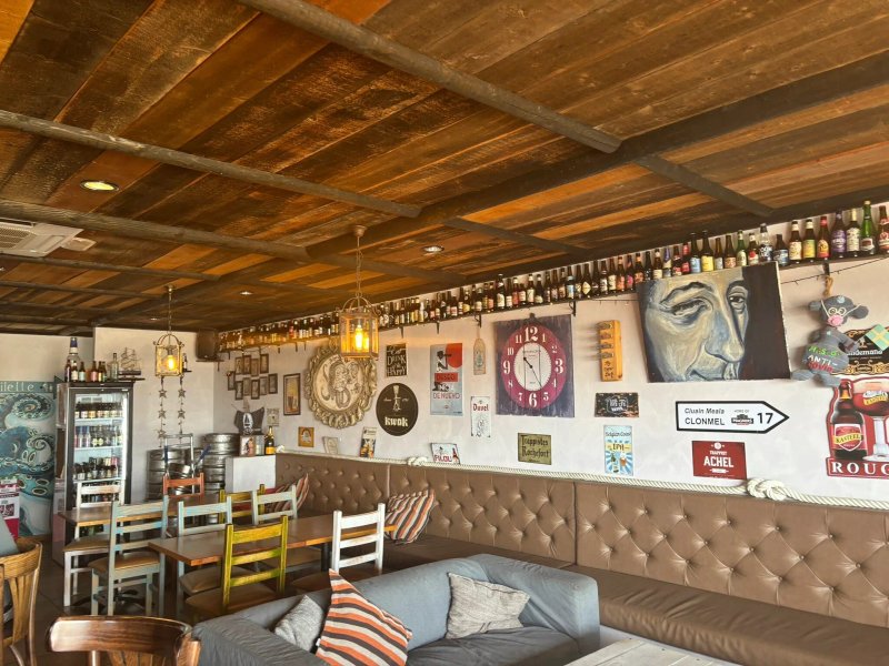 The Upper Deck Pub