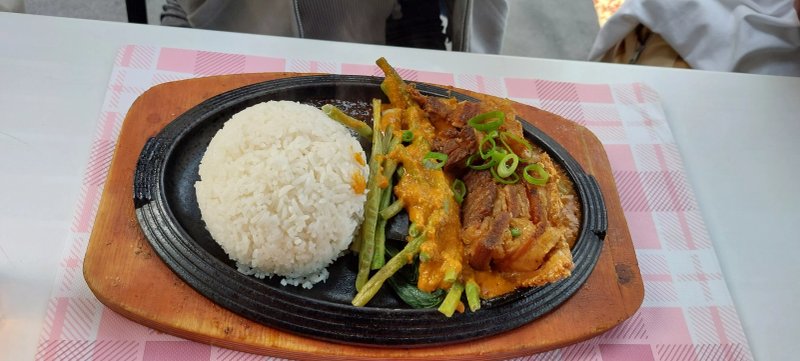 Kusina Ni Lodi