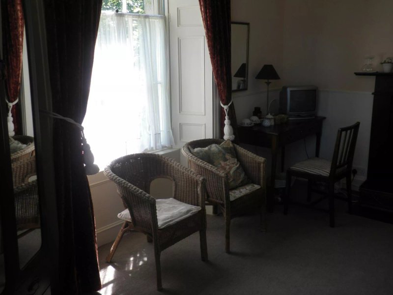 Glendine House