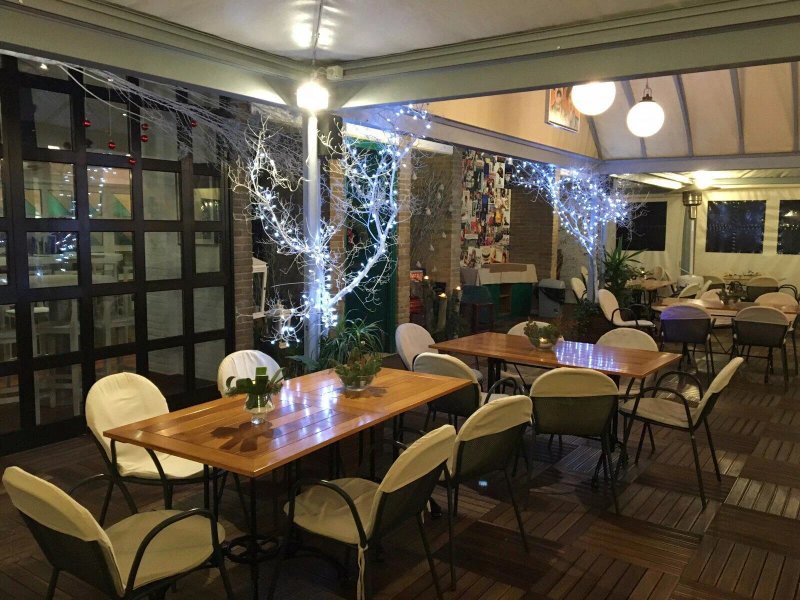 Sacco & Vanzetti Cafe