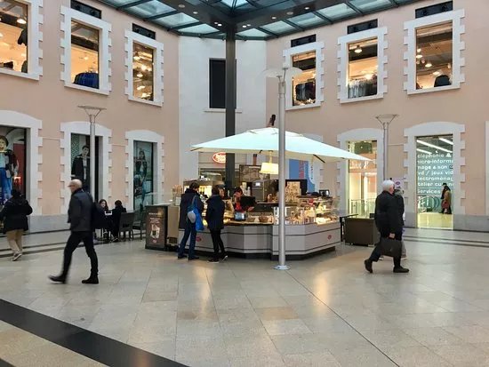 Centre Commercial La Visitation