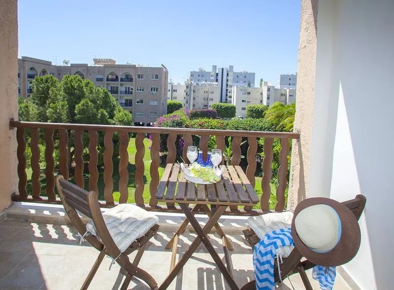 PRIME ONE-BEDROOM APARTMENT D322-CASTLE HOLIDAY APARTMENTS