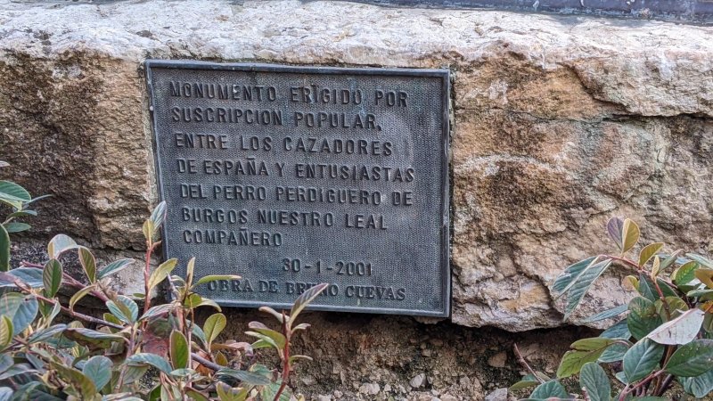 Monumento Al Perdiguero De Burgos