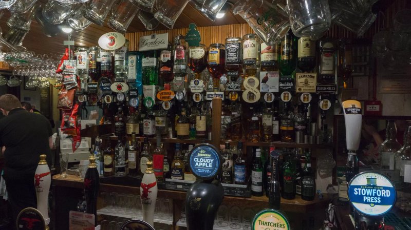 The White Hart Inn & Bunkhouse