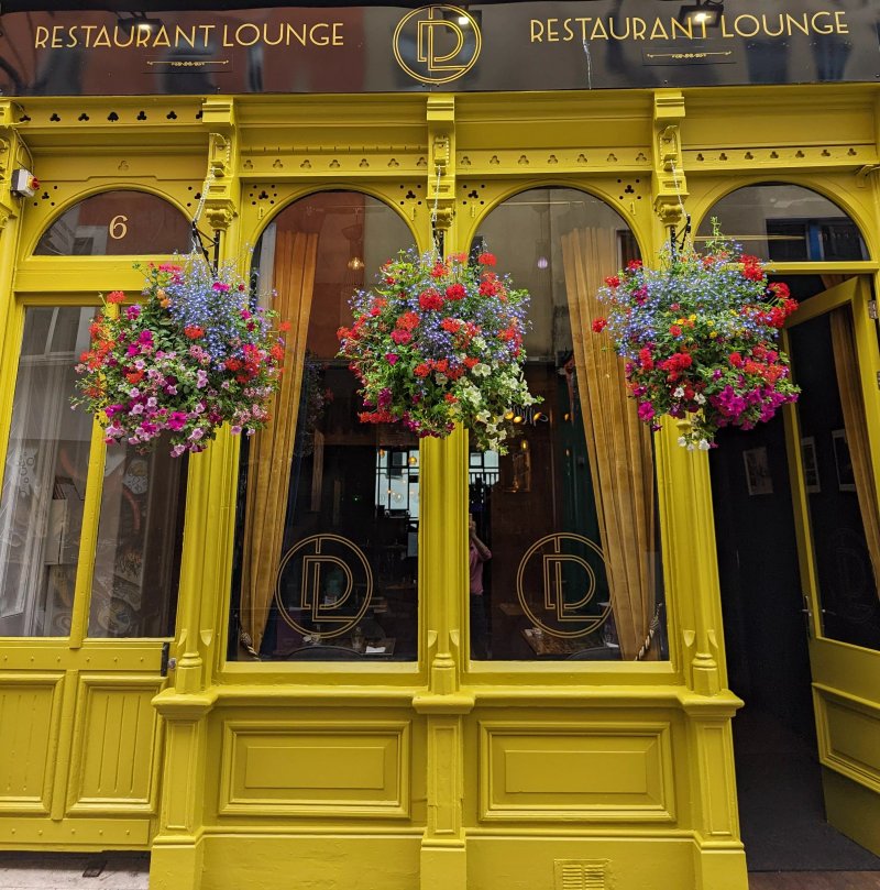 The DL Bar and Restaurant